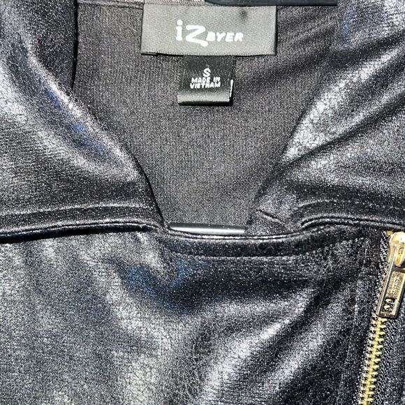 Iz Byer Crop Jacket
Size S - Picture 5 of 12